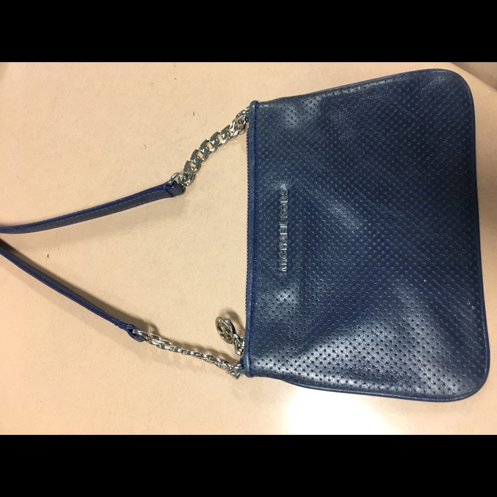 🔥Michael Kors blue 6x8 bag/Silver Chain/ NWOT /Priced to sell $89